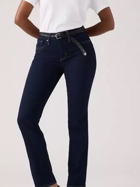 Levi's Women's 314 Shaping Straight Jeans